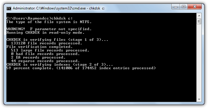 Найпростіший спосіб повернути файлову систему на зовнішній диск - скористатися стандартною командою CHKDSK