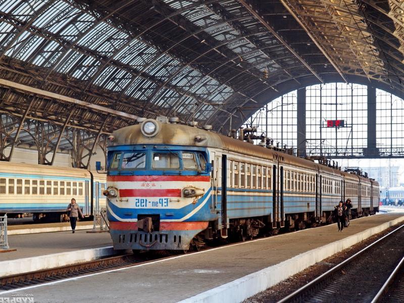 поезд в Украине